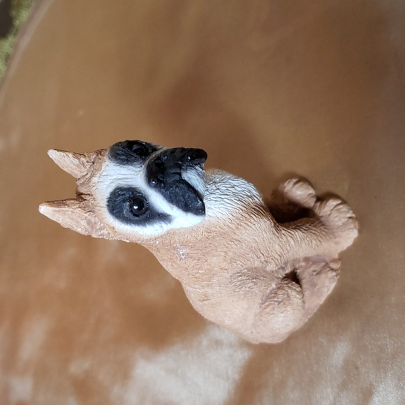 Stone Boxer - Picture 1 of 5